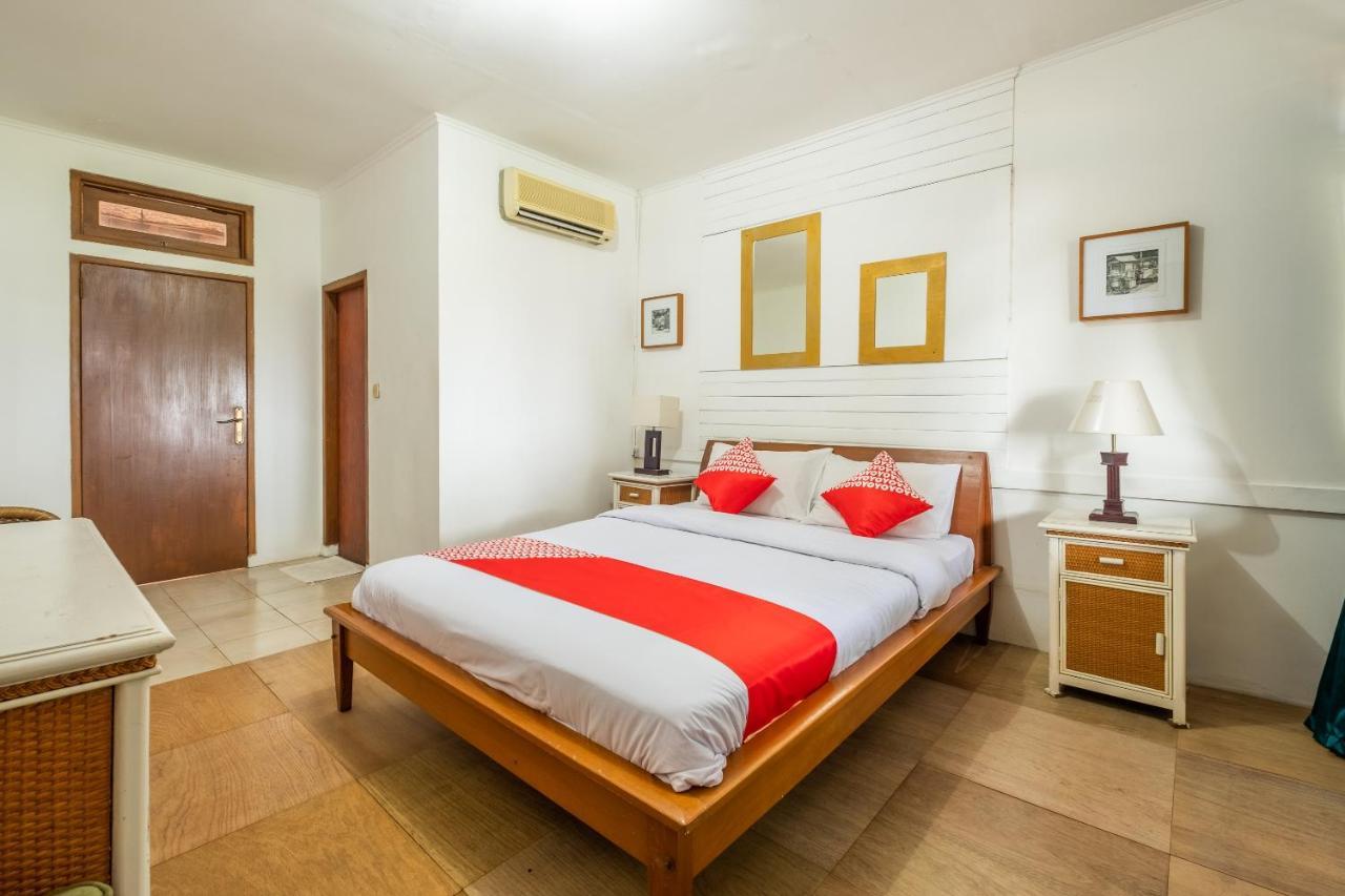 Oyo 1214 My Lagusa Hotel Cimaja Екстериор снимка