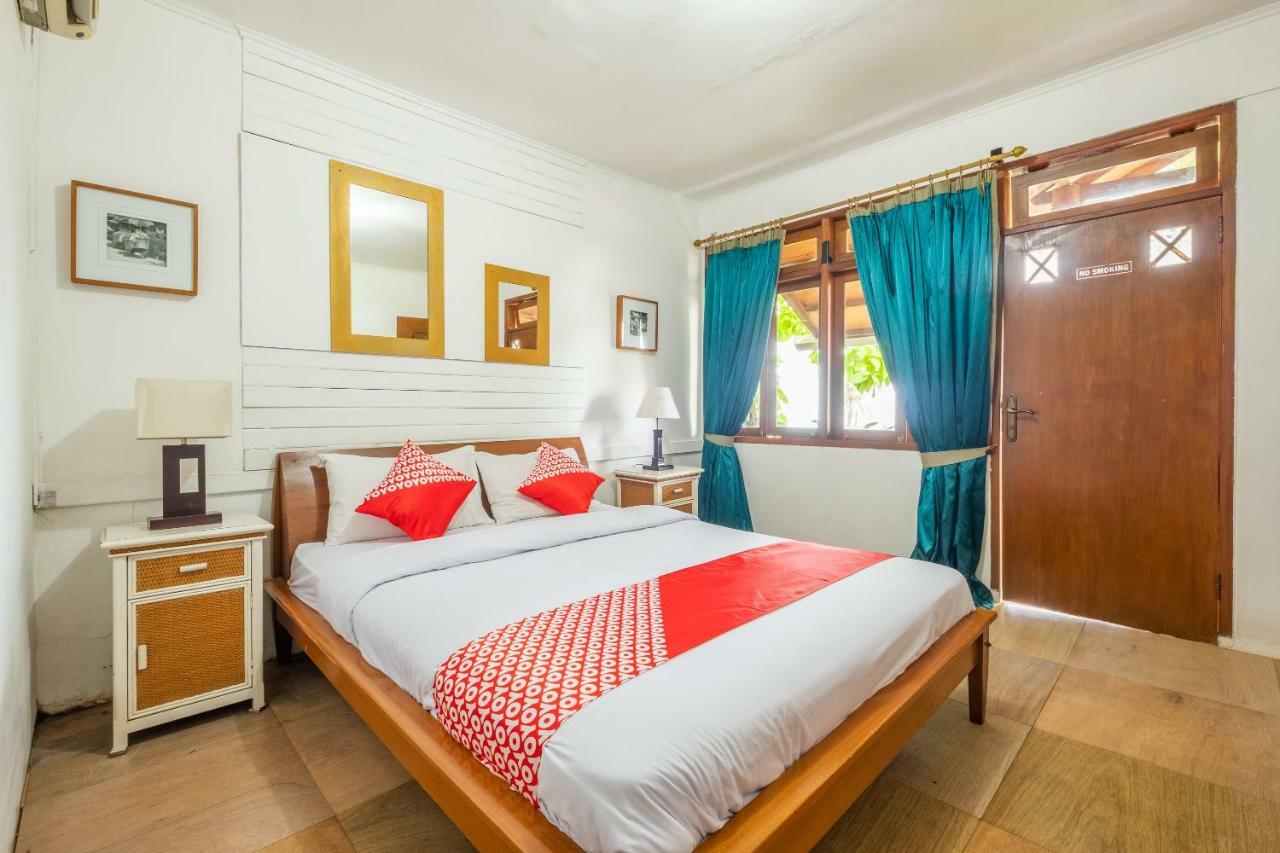Oyo 1214 My Lagusa Hotel Cimaja Екстериор снимка