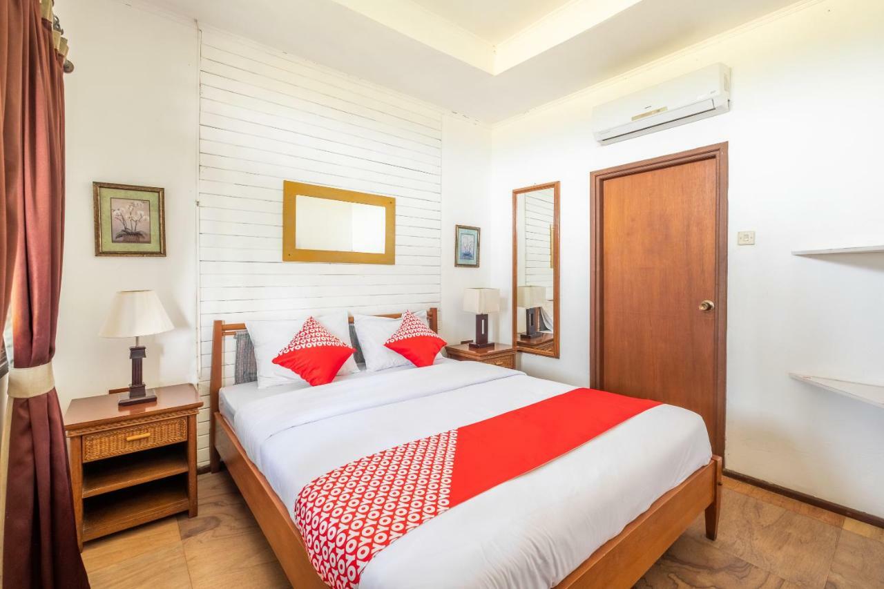 Oyo 1214 My Lagusa Hotel Cimaja Екстериор снимка