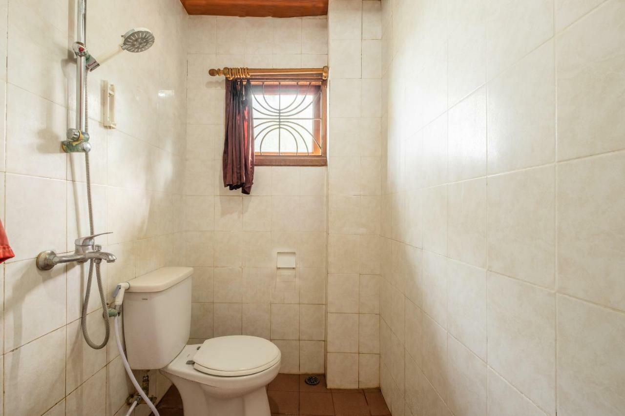 Oyo 1214 My Lagusa Hotel Cimaja Екстериор снимка