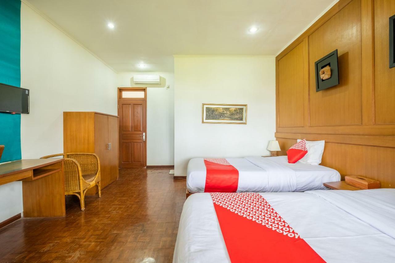 Oyo 1214 My Lagusa Hotel Cimaja Екстериор снимка