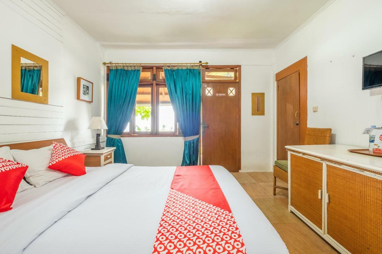 Oyo 1214 My Lagusa Hotel Cimaja Екстериор снимка