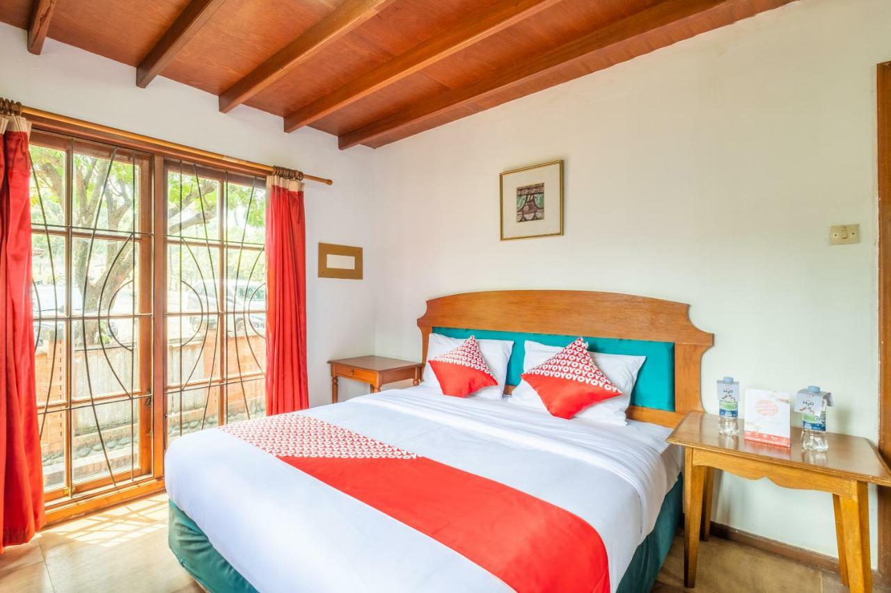 Oyo 1214 My Lagusa Hotel Cimaja Екстериор снимка